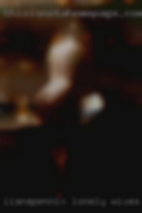 Lianapennix lonely wives affairs