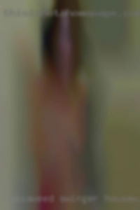 LyssaWeed swinger housewife with black