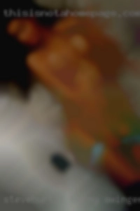 Stevehurt21 horny swingers pregnant housewife